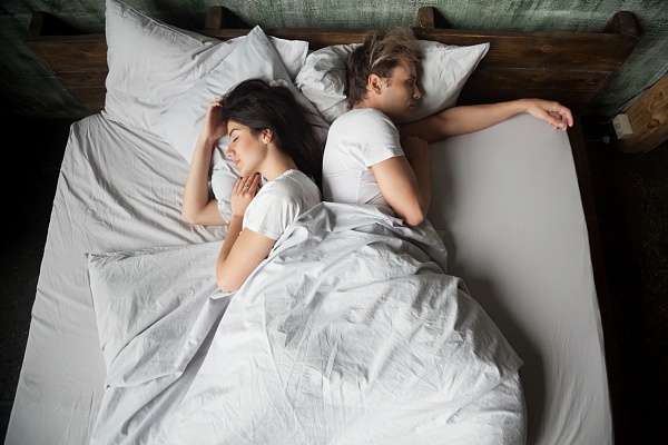 В какой позе спят идеальные любовники?