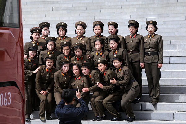 В армии Северной Кореи с женщинами обходятся как с животными