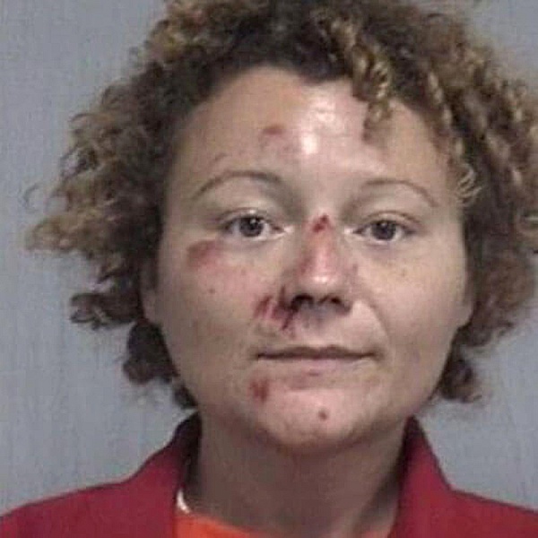 Для любви нет преград. ДАЖЕ ПОД АРЕСТОМ