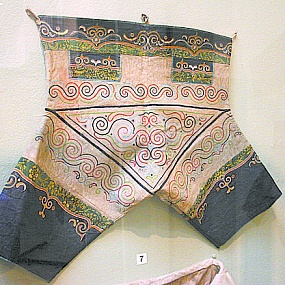 Этнографический музей: коллекция белья древних сибирячек