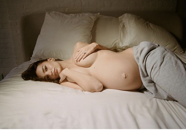 Пирс Морган раскритиковал обнаженную фотосессию беременной Эмили Ратаковски